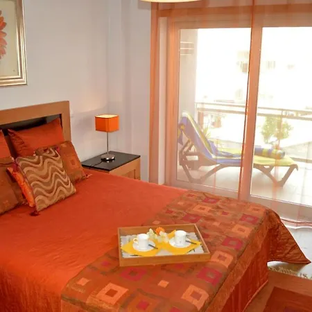 Parasol - With Pool, Wi-fi, Near Beach Sao Martinho do Porto