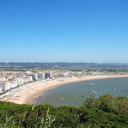 Parasol - With Pool, Wi-fi, Near Beach * Sao Martinho do Porto