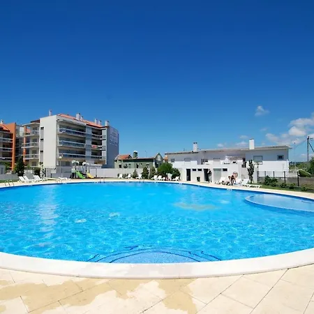 Parasol - With Pool, Wi-fi, Near Beach
