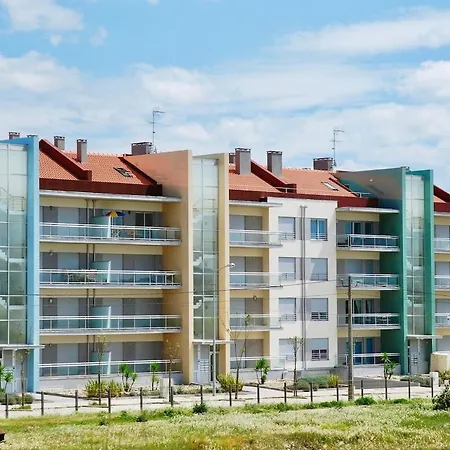 Parasol - With Pool, Wi-fi, Near Beach Apartment
